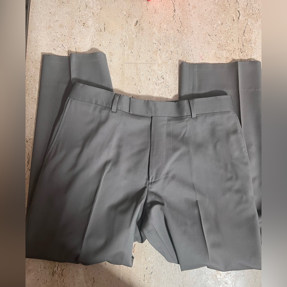 Hugo Boss Super 100 Wool Olive Gray Trousers 34X28-30.5